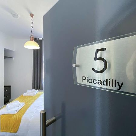 Piccadilly By Pureserviced Plymouth Exterior foto